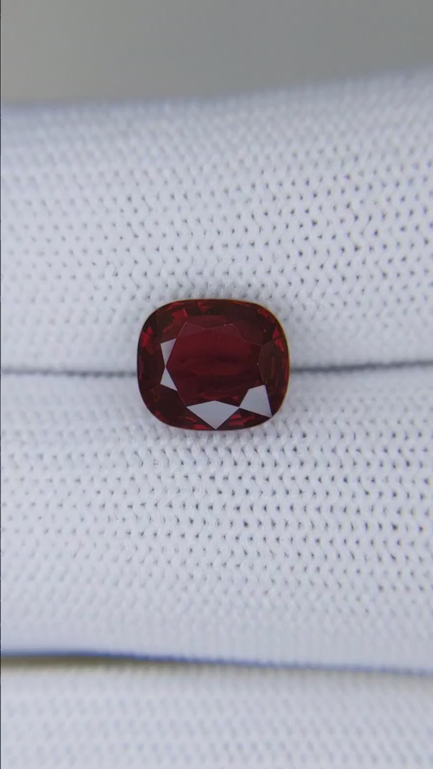 3 Carats Cushion Cut Heat Pigeon Blood Red Ruby Loose Gemstone Bellerophon Video 1