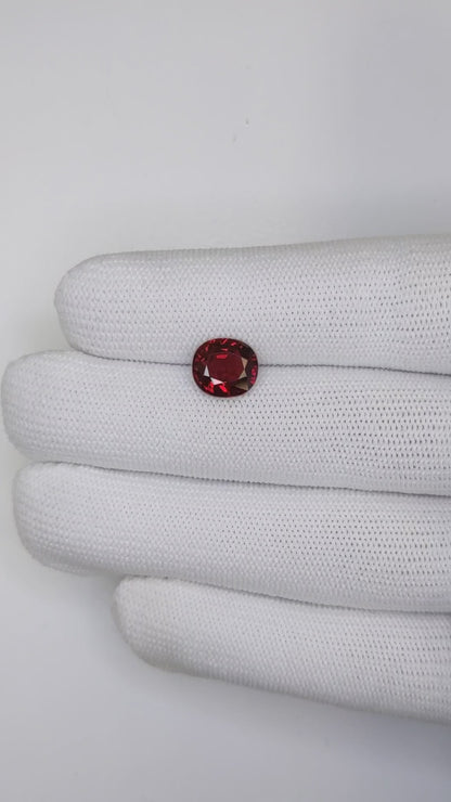 3.13 Carats Cushion Cut Heat Pigeon Blood Red Ruby Loose Gemstone GRS Video 3
