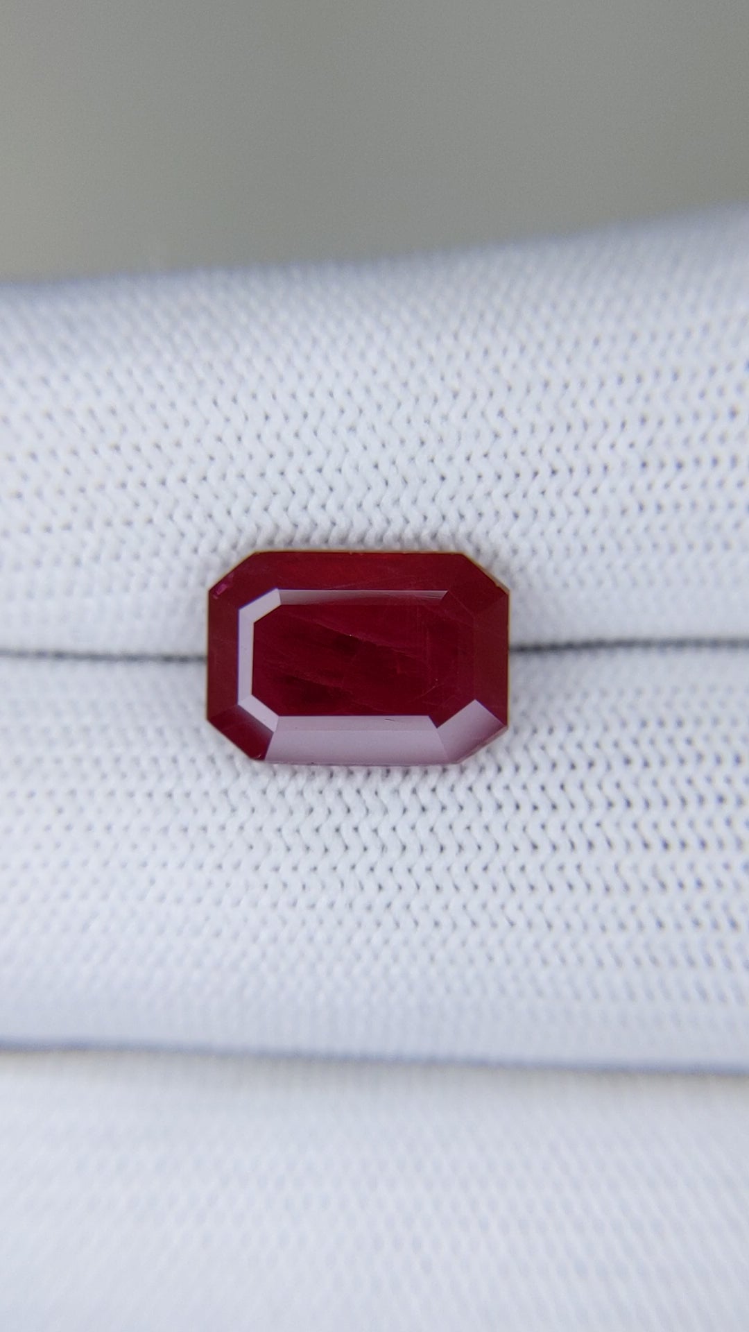 5.50 Carats Emerald Cut Heat Pigeon Blood Red Ruby Loose Gemstone Video 2