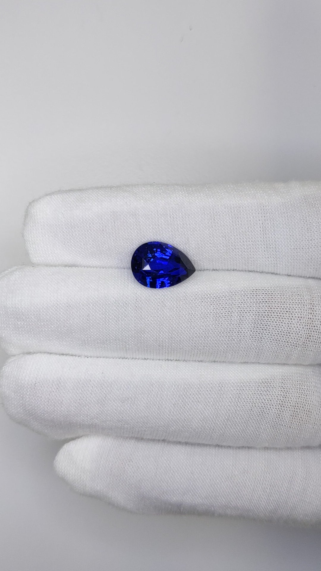 5.21 Carat Pear Cut Heat Royal Blue Sapphire Loose Gemstone Video 1