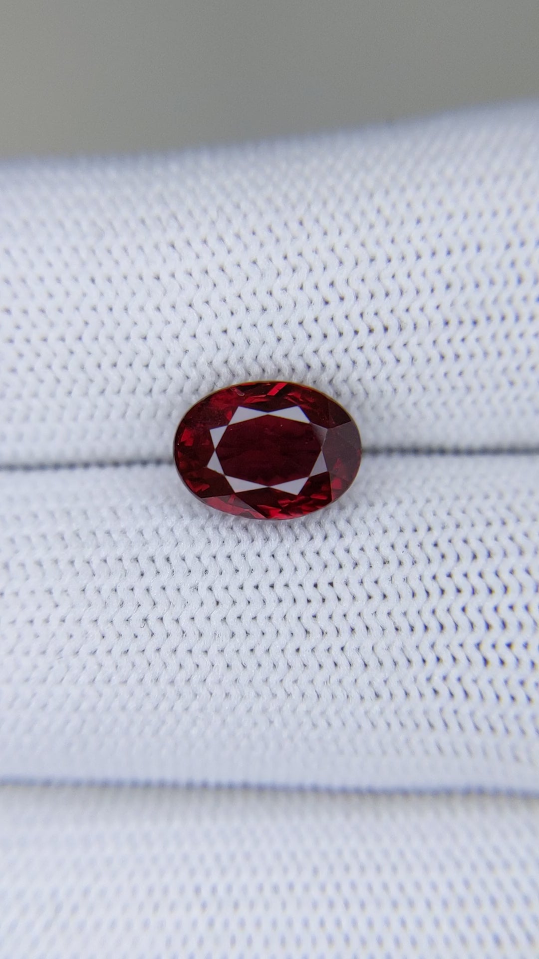 3.01 Carats Oval Cut Heat Pigeon Blood Red Ruby Loose Gemstone GRSVideo 2