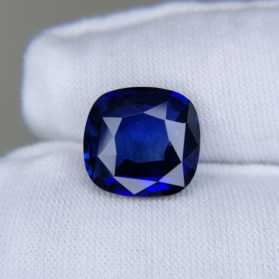 7.12 Carat Cushion Cut Heat Royal Blue Sapphire Loose Gemstone Video 2