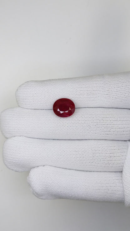 6.06 Carats Oval Cut Heat Red Ruby Loose Gemstone GRS Video 3
