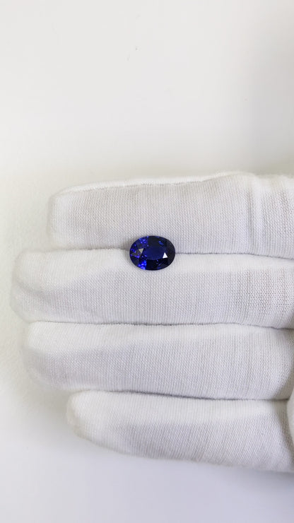 4.03 Carat Oval Cut Heat Vivid Blue Sapphire Loose Gemstone Video 1