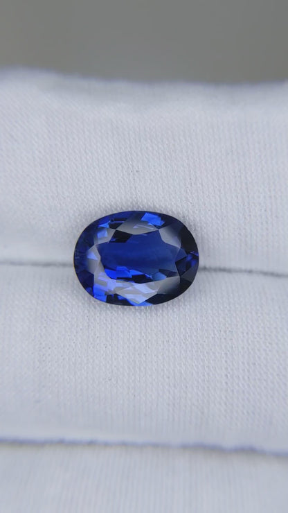 5.87 Carat Oval Cut Heat Medium Blue Sapphire Loose Gemstone GRS Video 1
