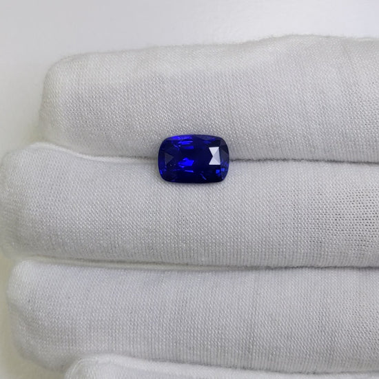 4.54 Carat Cushion Cut Heat Royal Blue Sapphire Loose Gemstone Video 2