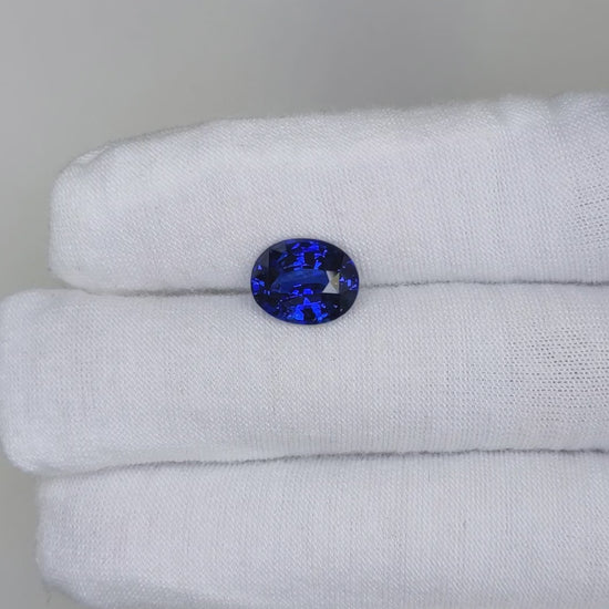 5.03 Carat Oval Cut Heat Medium Blue Sapphire Loose Gemstone GIA Certified Video 3