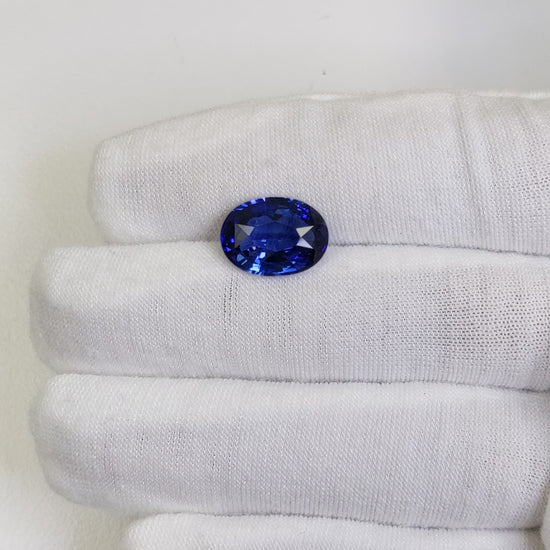 6.66 Carat Oval Cut Heat Medium Blue Sapphire Loose Gemstone Video 2