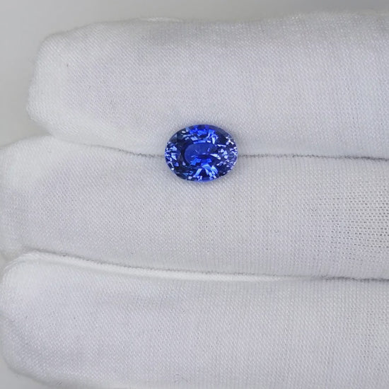 4.56 Carat Oval Cut Heat Medium Blue Sapphire Loose Gemstone Video 2