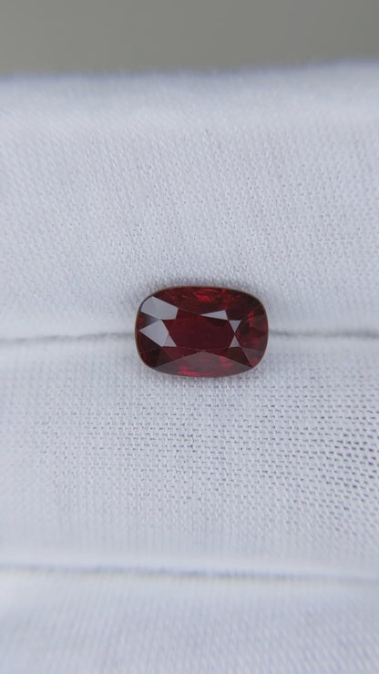3.01 Carats Oval Cut No Heat Pigeon Blood Red Ruby Loose Gemstone GRS Video 2