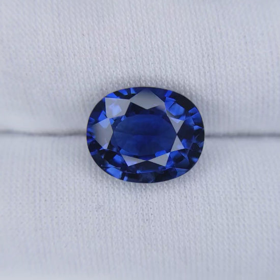 6.41 Carat Oval Cut Heat Medium Blue Sapphire Loose Gemstone GRS Video 1