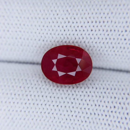 4.03 Carats Oval Cut Heat Pigeon Blood Red Ruby Loose Gemstone Video 1