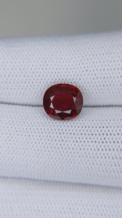 3.12 Carats Cushion Cut Heat Pigeon Blood Red Ruby Loose Gemstone GRS Video 2
