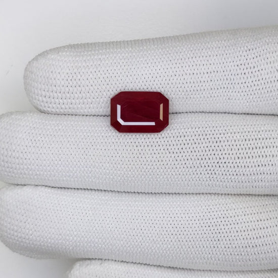 5.50 Carats Emerald Cut Heat Pigeon Blood Red Ruby Loose Gemstone Video 3