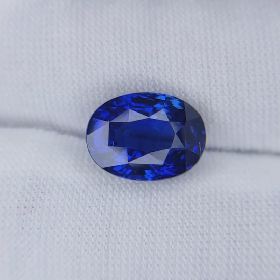 5 Carat Oval Cut Heat Royal Blue Sapphire Loose Gemstone Video 2
