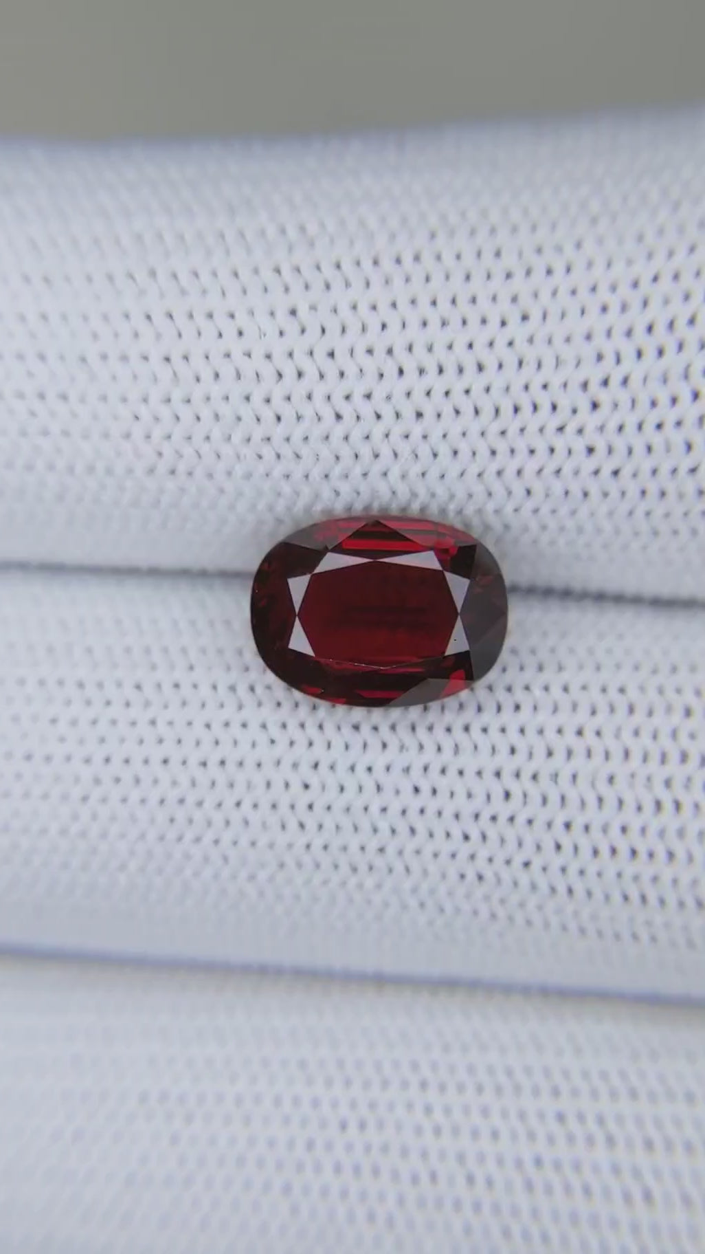 4.02 Carats Oval Cut Heat Pigeon Blood Red Ruby Loose Gemstone close video
