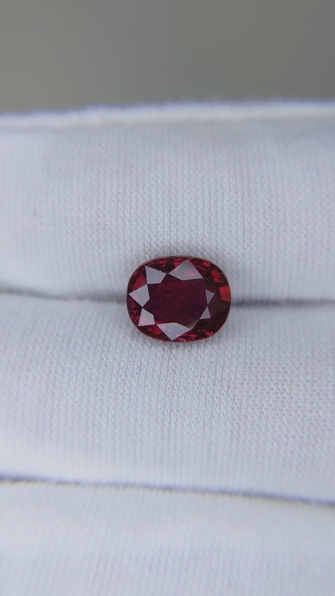 3.11 Carats Oval Cut No Heat Pigeon Blood Red Ruby Loose Gemstone GRS Video 2