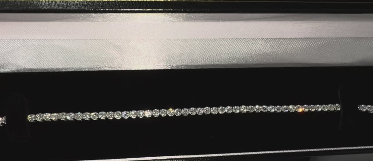 Luxurious 5-Carat Diamond Tennis Bracelet in Platinum – Nekta New York