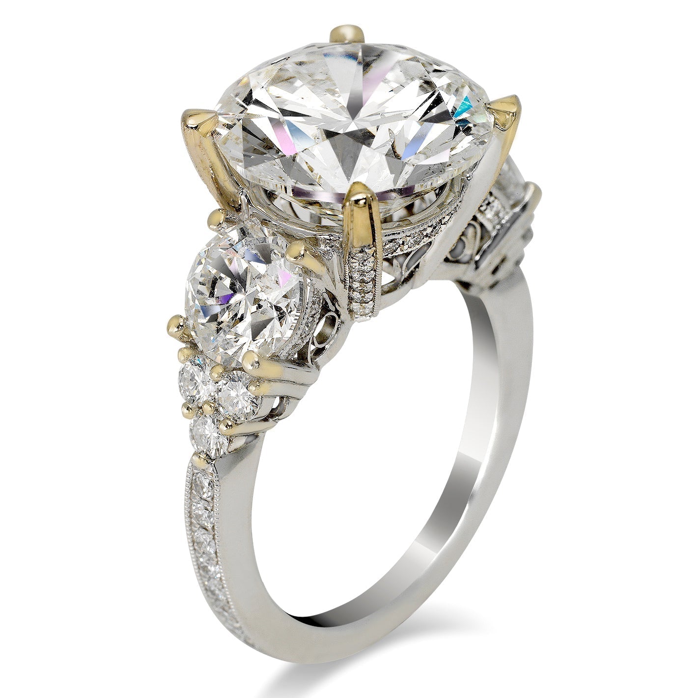 Diamond Ring Round Cut 10 Carat Three Stone Ring in 18K Gold Side View