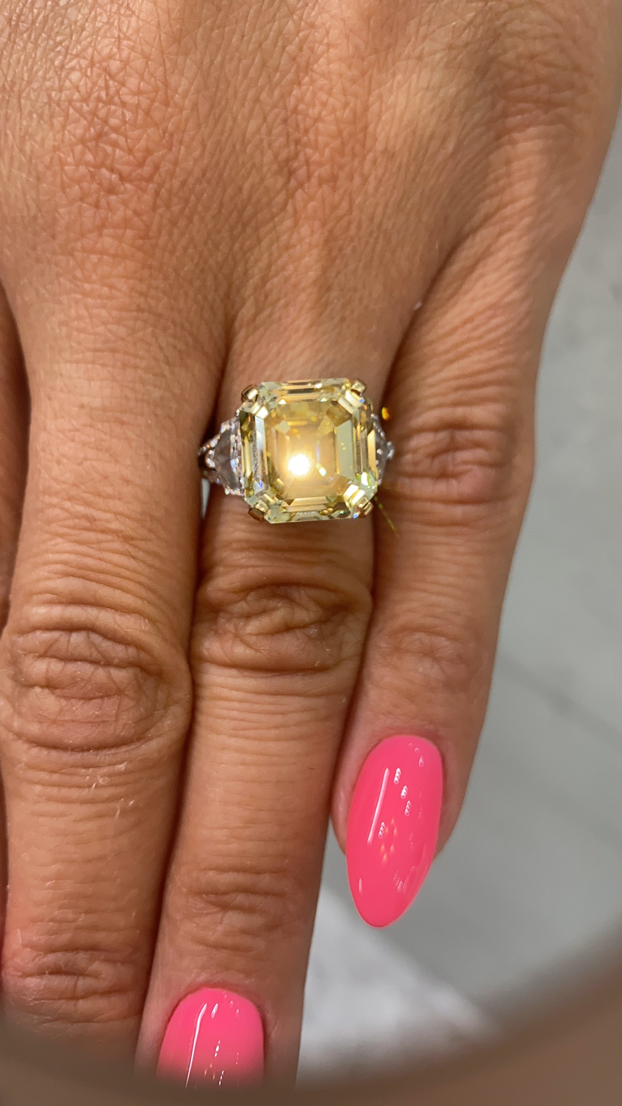 Kwiat | Engagement Ring with an Oval Yellow Diamond and Pavé Split Band in  Platinum and 18K Yellow Gold - Kwiat