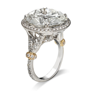 Diamond Ring Round Cut 16 Carat Halo Ring in Platinum Side View