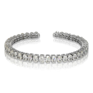 Diamond Bracelet Oval Cut 17 Carat Inline Bracelet in 18K White Gold Front View