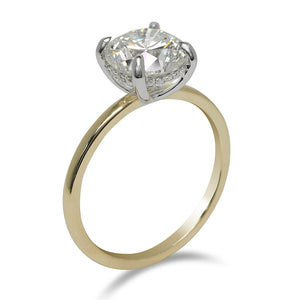 Diamond Ring Round Cut 2 Carat Solitaire Ring in 18K Gold Side View