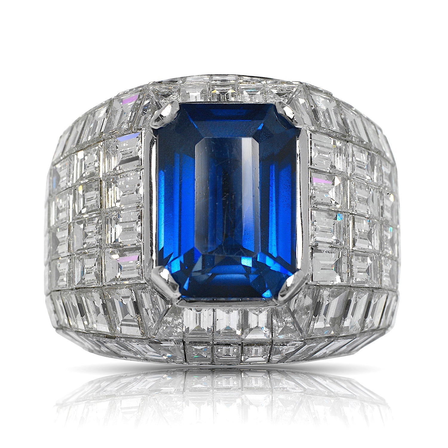 Typisch Wind de begeleiding 30 Carat Emerald Cut Sapphire Men's Chandelier Diamond Ring