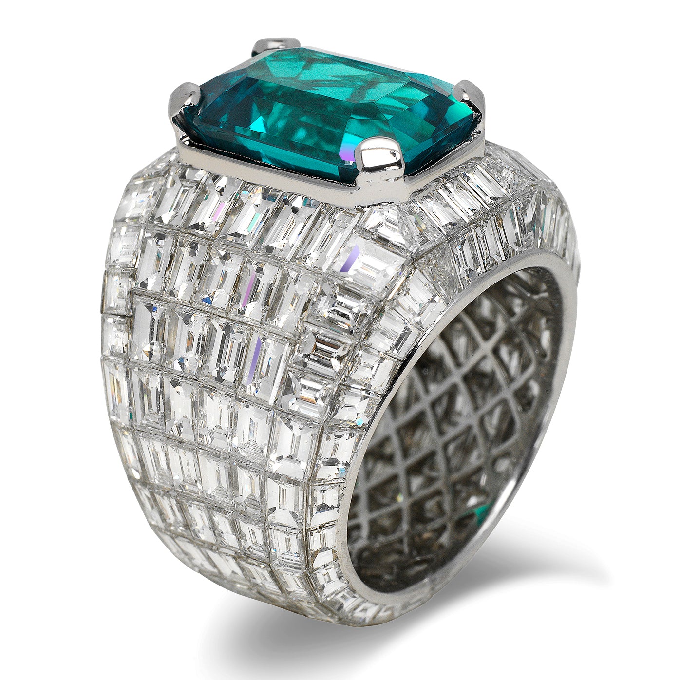 Appealing silver emerald & diamond ring