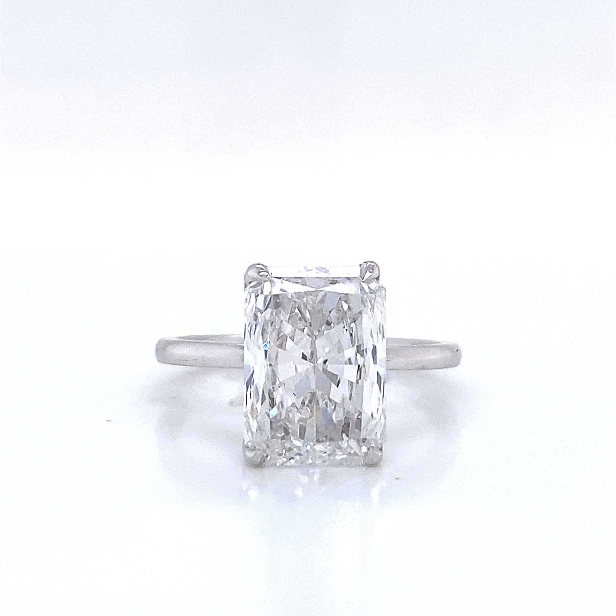 4 Carat Cushion Cut Lab Grown Diamond Engagement Ring. Solitaire.  IGI Certified