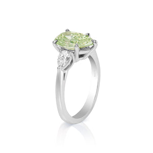 Elliana 2 Carats Pear Shape Earth Mined Fancy Intense Yellow Green Diamond Engagement Ring in Platinum. GIA Side View
