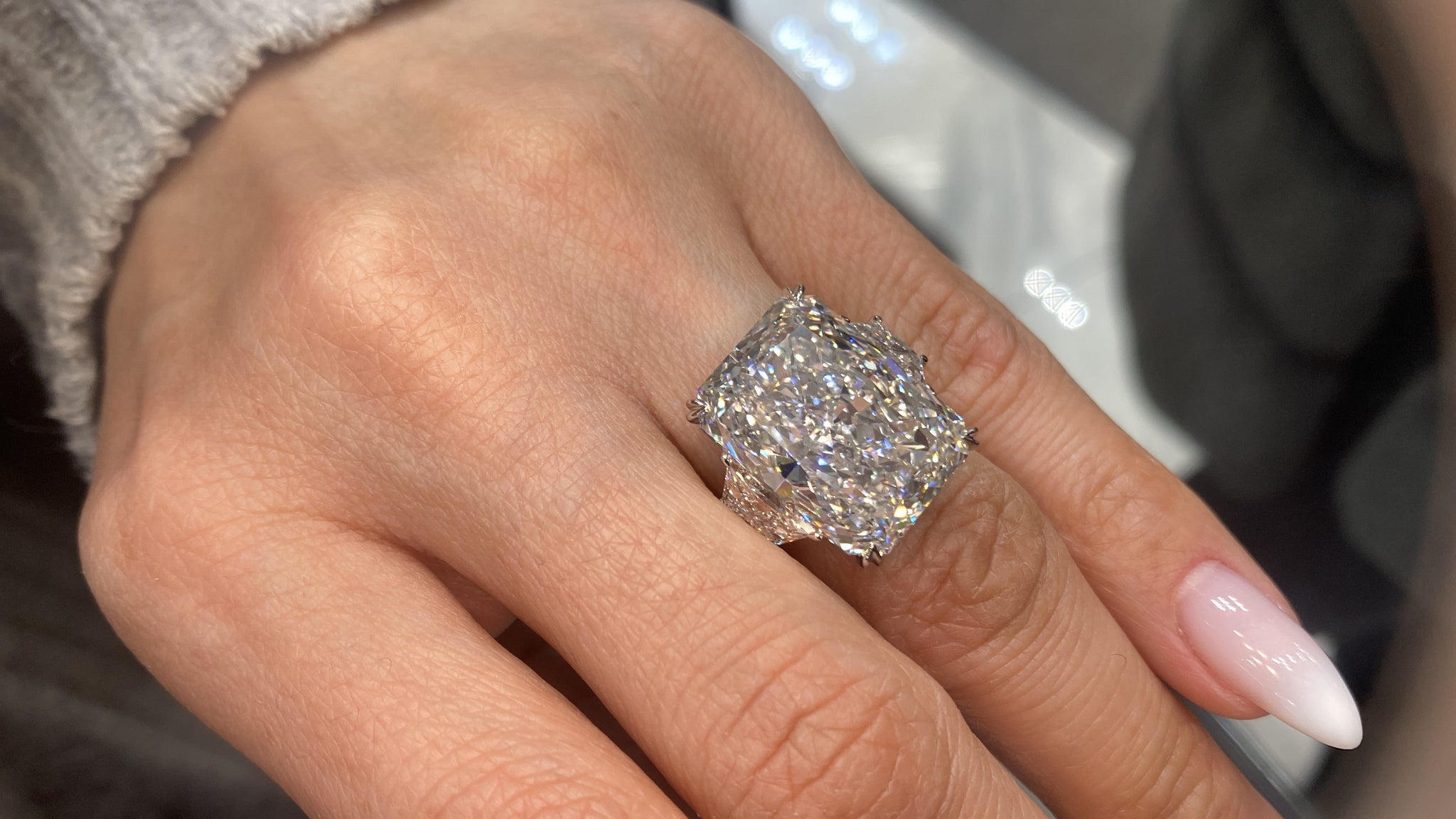 Like 23 Carat F SI1 Radiant Cut Lab Grown Diamond Engagement Ring in Platinum