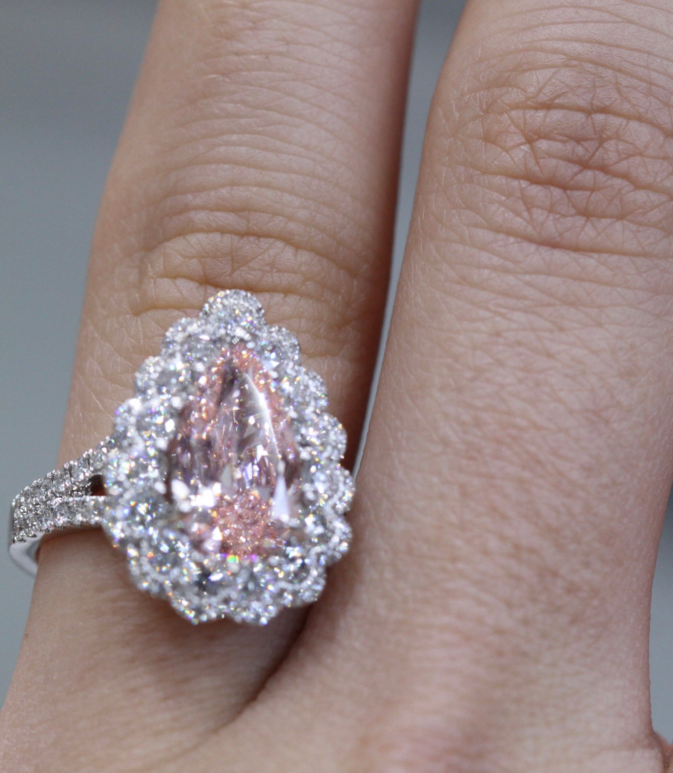 Pink diamond ring pear Clearance