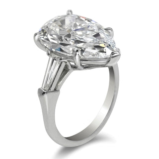 Diamond Ring Pear Shape Cut 8 Carat Solitaire Ring in Platinum Side View