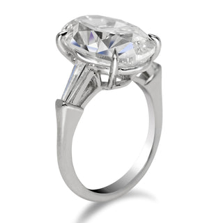 Diamond Ring Oval Cut 9 Carat Solitaire Ring in Platinum Side View